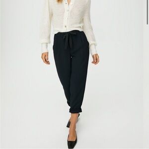[US2]Wilfred Aritzia Allant Black Tie-Waist Crops Career Joggers